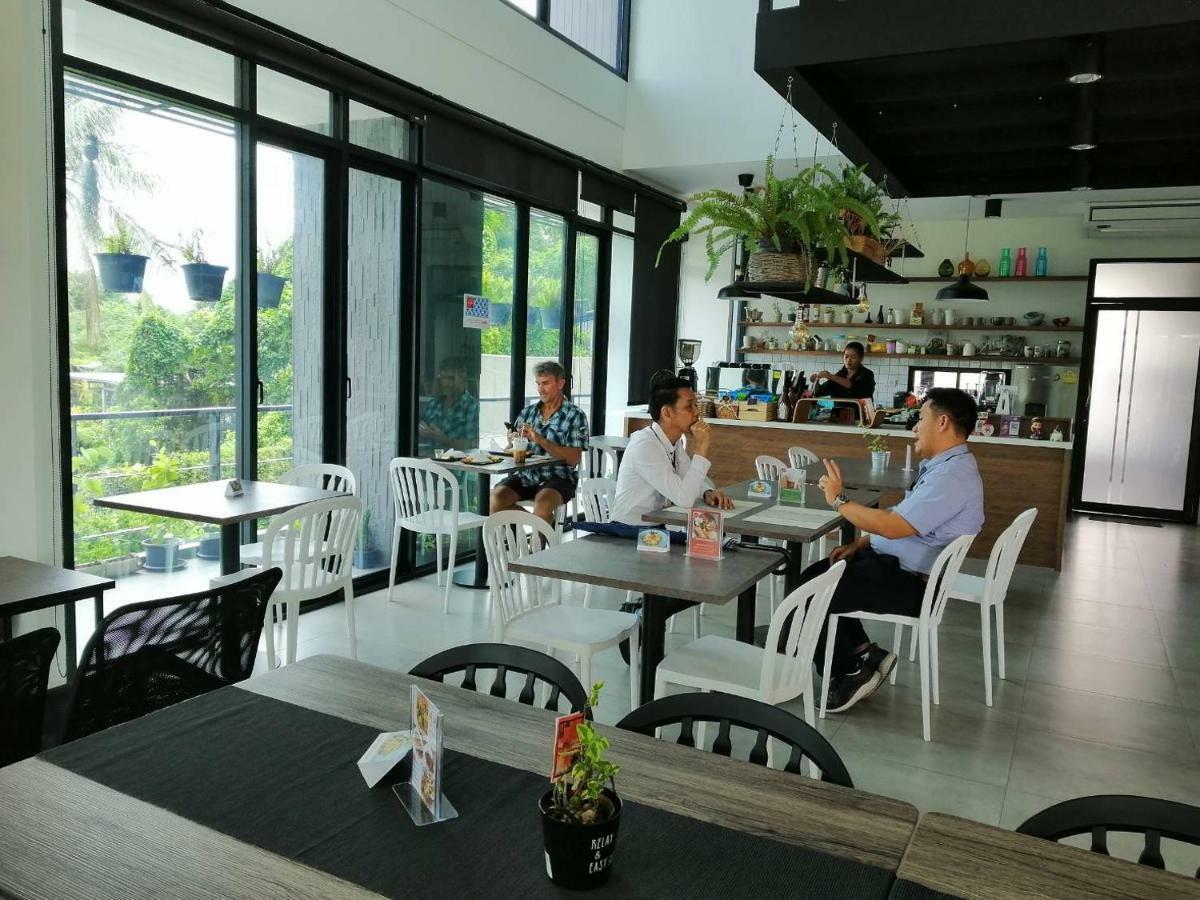 Baan Mae Suvarnabhumi Airport Bangkok Extérieur photo